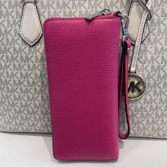 MICHAEL KORS JST Leather Continental Wristlet Phone Case Wallet 
Dragonfruit NWT - Picture 6 of 16